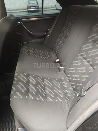 Mercedes C 220 d 2000, 350,000 km - 2.2 л - İsmayıllı
