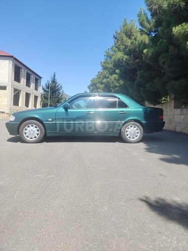 Mercedes C 180 1999, 286,000 km - 1.8 л - Şamaxı