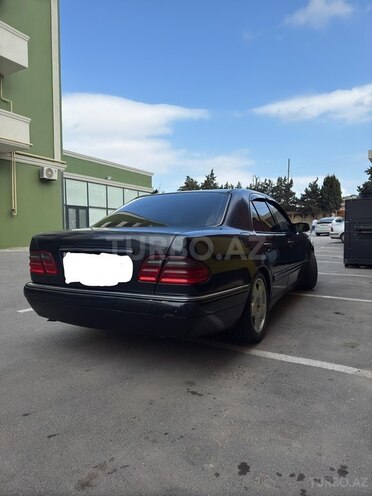 Mercedes E 230 1996, 495,000 km - 2.3 л - Bakı