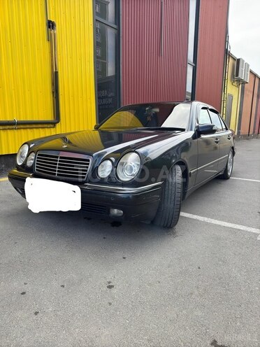 Mercedes E 230 1996, 495,000 km - 2.3 л - Bakı