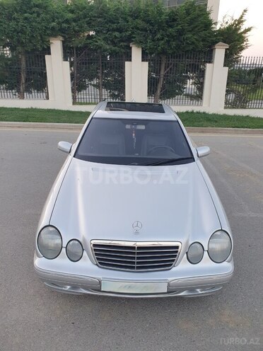 Mercedes E 220 d 2001, 416,456 km - 2.2 l - Bakı