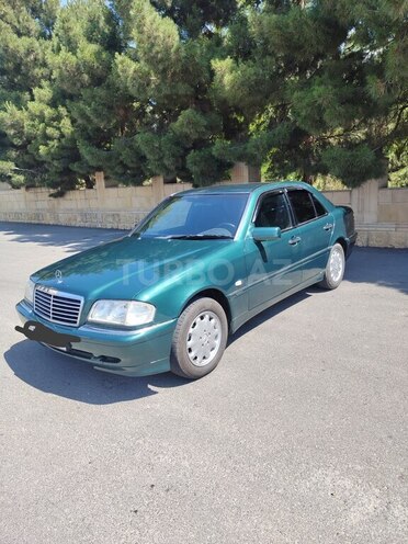 Mercedes C 180 1999, 286,000 km - 1.8 л - Şamaxı
