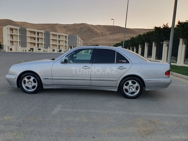 Mercedes E 220 d 2001, 416,456 km - 2.2 l - Bakı