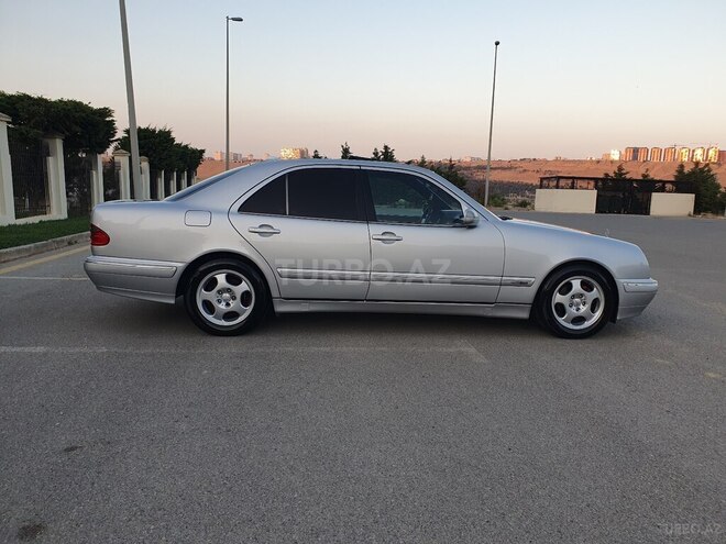 Mercedes E 220 d 2001, 416,456 km - 2.2 l - Bakı