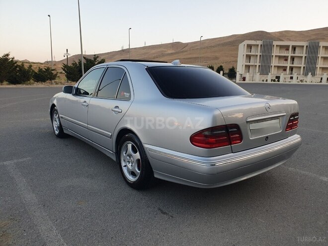 Mercedes E 220 d 2001, 416,456 km - 2.2 l - Bakı