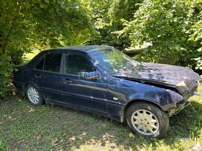 Mercedes C 180 1997, 480,000 km - 1.8 l - Qəbələ
