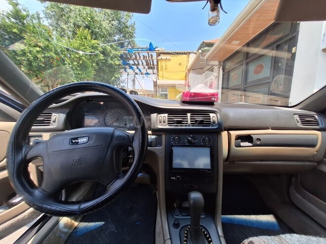 Volvo  1998, 206,000 km - 2.4 l - Bakı
