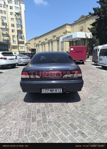 Nissan Maxima-2