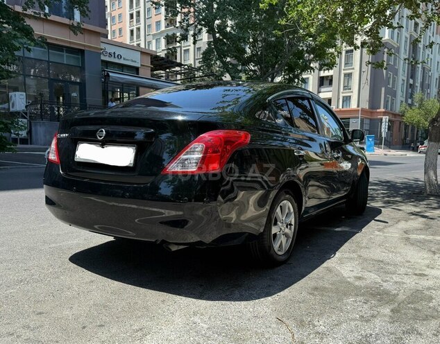 Nissan Sunny-4