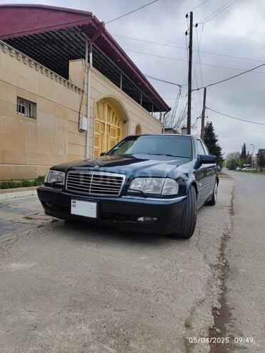 Mercedes C 240 1997, 457,000 km - 2.4 л - Şirvan