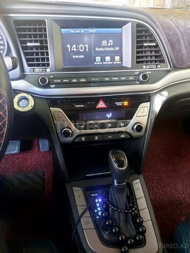 Hyundai Avante 2016, 139,000 km - 1.6 л - Bakı