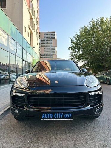Porsche Cayenne-1