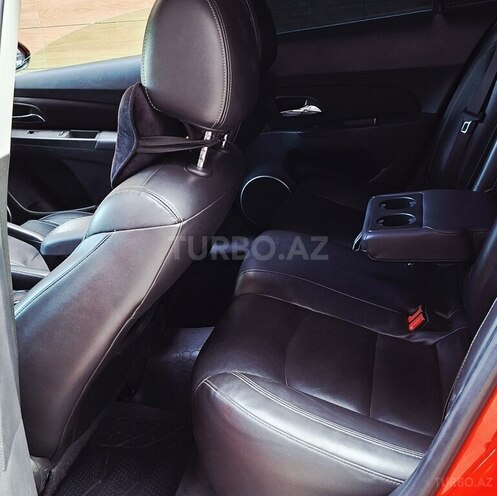 Chevrolet Cruze-9
