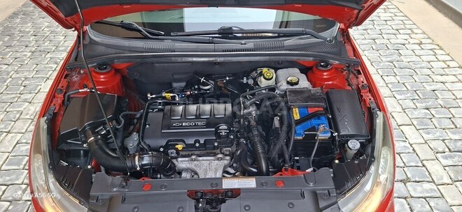 Chevrolet Cruze-5