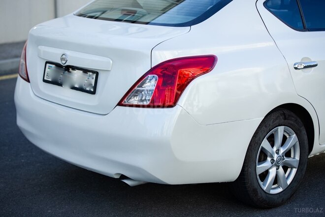 Nissan Sunny 2012, 242,500 km - 1.5 l - Bakı