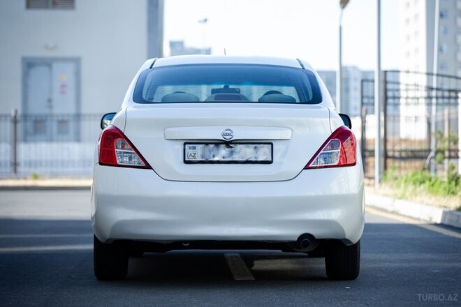 Nissan Sunny 2012, 242,500 km - 1.5 l - Bakı