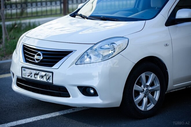 Nissan Sunny 2012, 242,500 km - 1.5 l - Bakı