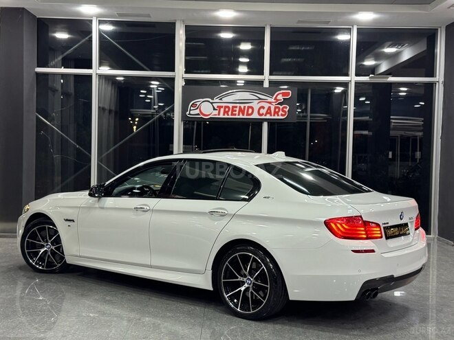 BMW 520-11