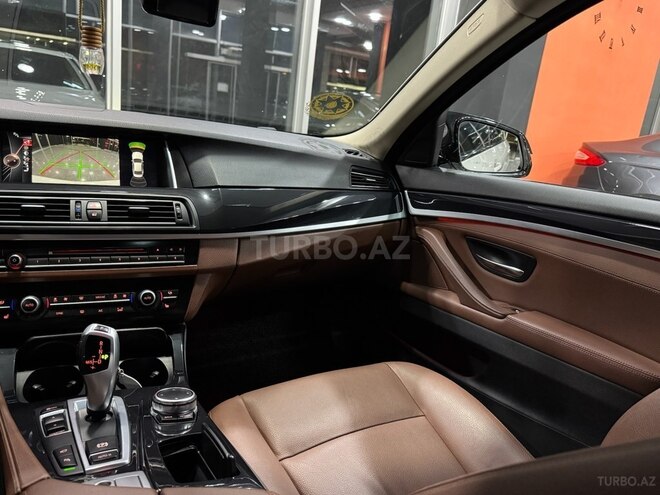 BMW 520-30