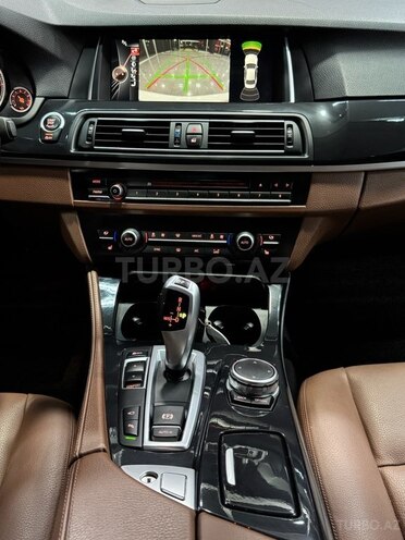 BMW 520-33