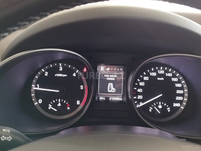 Hyundai Santa Fe 2018, 212,000 km - 2.0 л - Bakı
