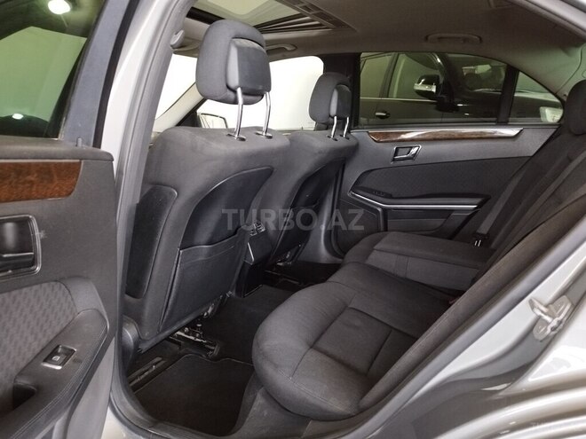 Mercedes E 220 d 2011, 239,000 km - 2.2 л - Bakı