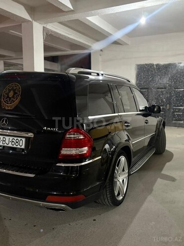 Mercedes GL 550-7