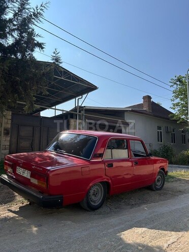 LADA (VAZ) 2105 1982, 85,000 km - 1.6 л - Salyan