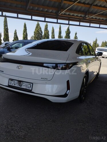Changan Qiyuan A05 2024, 5,000 km - 1.5 l - Bakı