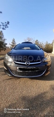Opel Astra 2013, 212,000 km - 1.4 l - Ucar