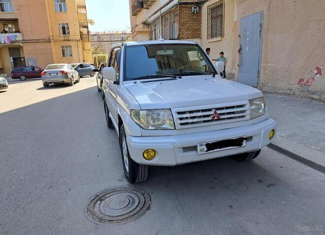 Mitsubishi Pajero io 2000, 258,999 km - 1.8 л - Bakı