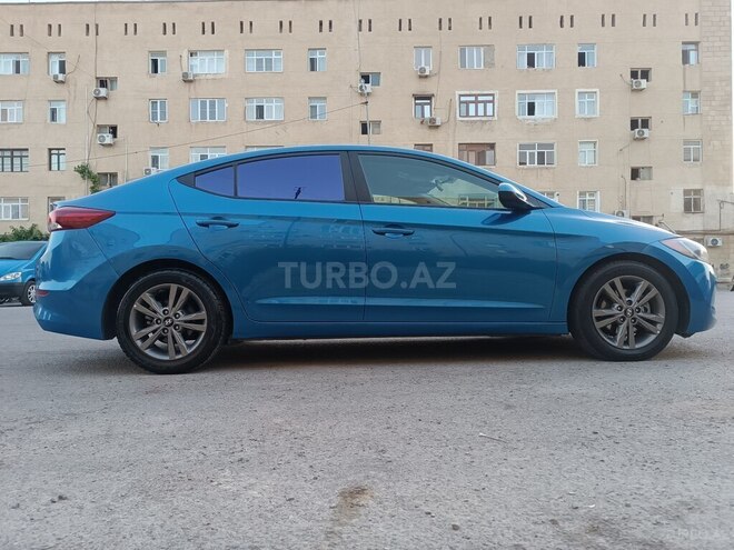 Hyundai Elantra 2018, 130,357 km - 2.0 л - Bakı