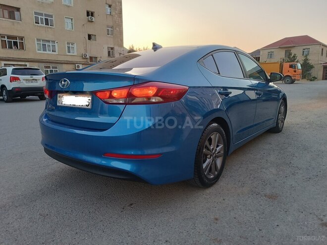 Hyundai Elantra 2018, 130,357 km - 2.0 л - Bakı
