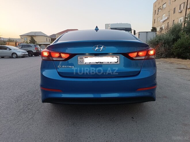 Hyundai Elantra 2018, 130,357 km - 2.0 л - Bakı