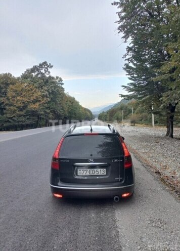 Hyundai i30 2009, 350,000 km - 1.6 л - Qəbələ