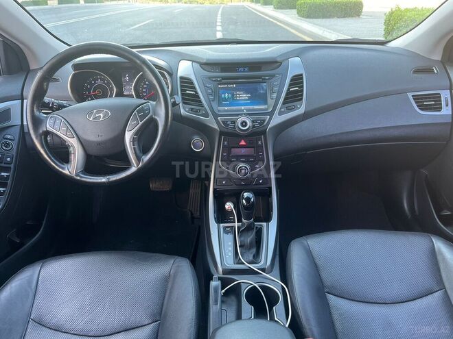 Hyundai Elantra 2015, 165,100 km - 1.6 l - Bakı