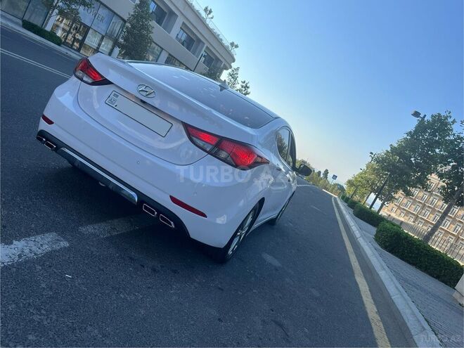 Hyundai Elantra 2015, 165,100 km - 1.6 l - Bakı