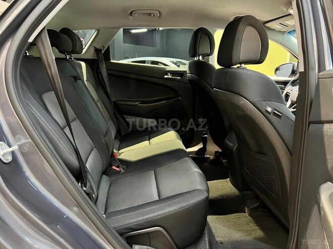 Hyundai Tucson-12