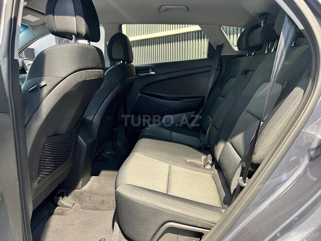 Hyundai Tucson-14