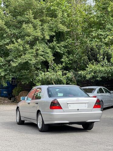 Mercedes C 240 1998, 380,000 km - 2.4 l - Bakı
