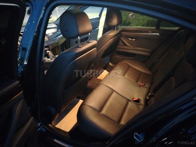 BMW 528 2014, 270,000 km - 2.0 l - Gəncə