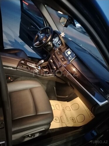 BMW 528 2014, 270,000 km - 2.0 l - Gəncə