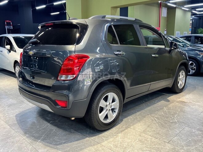 Chevrolet Trax-6