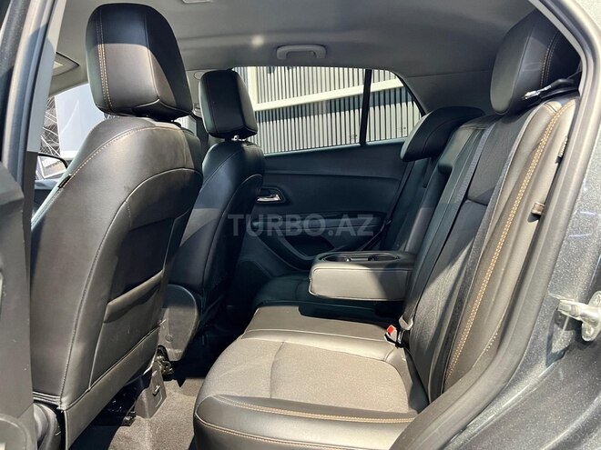 Chevrolet Trax-14
