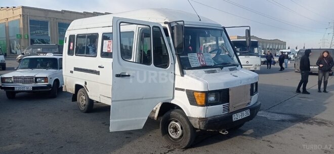 Mercedes 208 D 1995, 500,000 km - 2.3 l - Gəncə