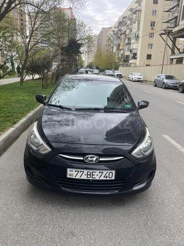 Hyundai Accent 2015, 130,000 km - 1.6 л - Bakı