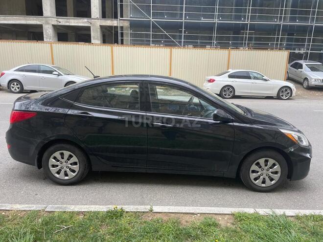 Hyundai Accent 2015, 130,000 km - 1.6 л - Bakı
