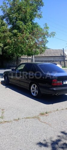 BMW 520 1995, 555,550 km - 2.0 l - Şəki