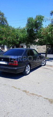 BMW 520 1995, 555,550 km - 2.0 l - Şəki