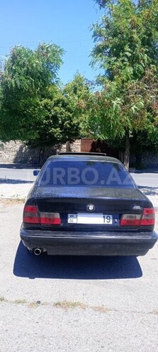 BMW 520 1995, 555,550 km - 2.0 l - Şəki